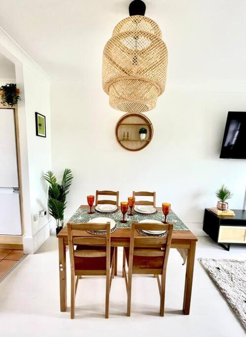 High-End 2 Bed Maisonette In Beaulieu Park Broomfield  Eksteriør bilde